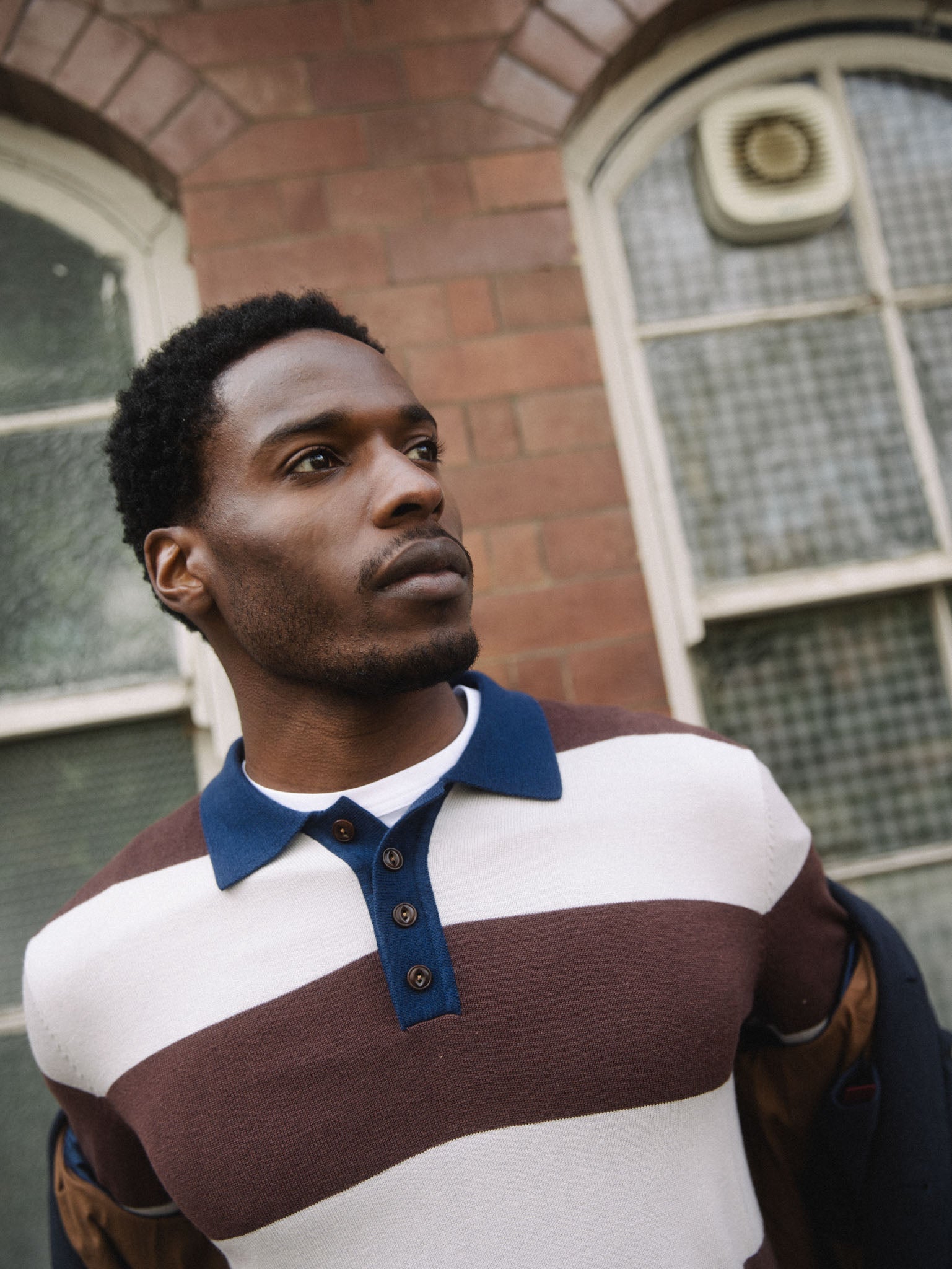 Modelshot / Bitter Chocolate / Detail